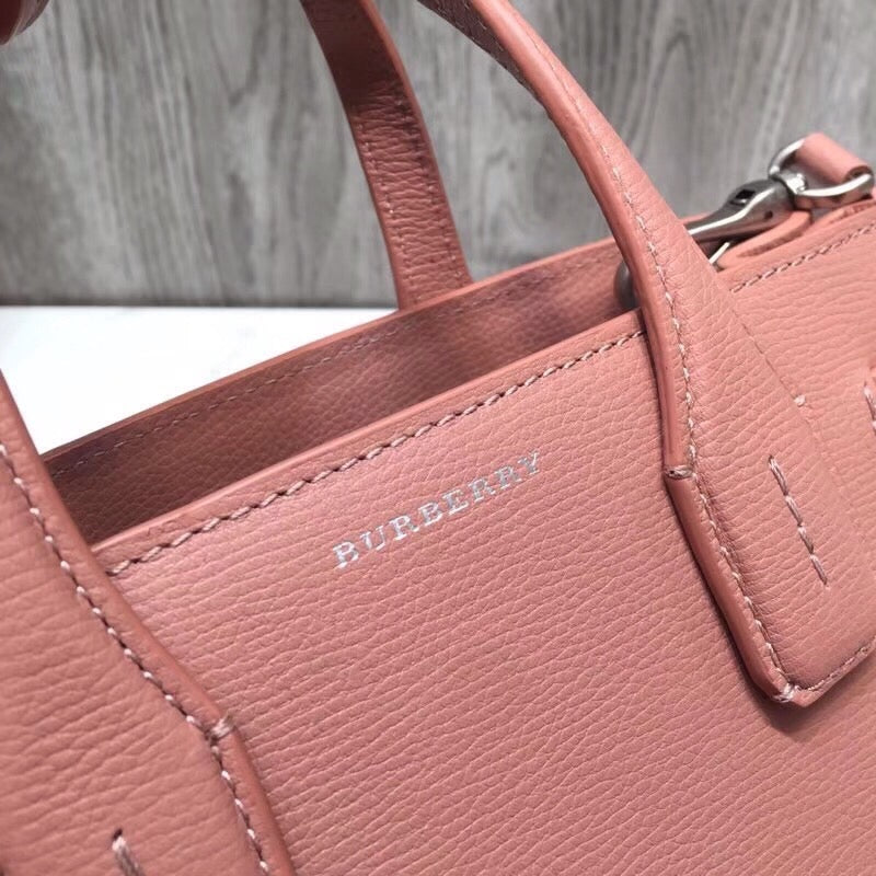 B-Berry - BB  The Small Banner Bag PiNike For Women, Bags 10.6in/26LO