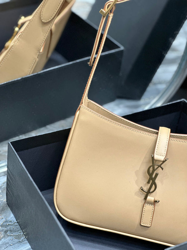 BB - YSL Bag - 2494