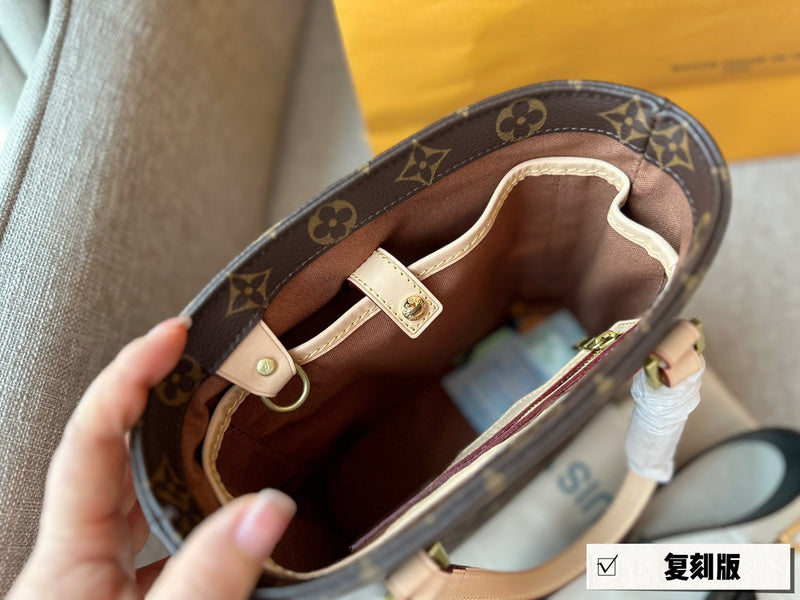 LO - LV Bags - 15079