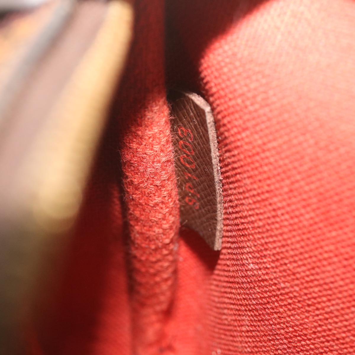 LO-LV bags 841