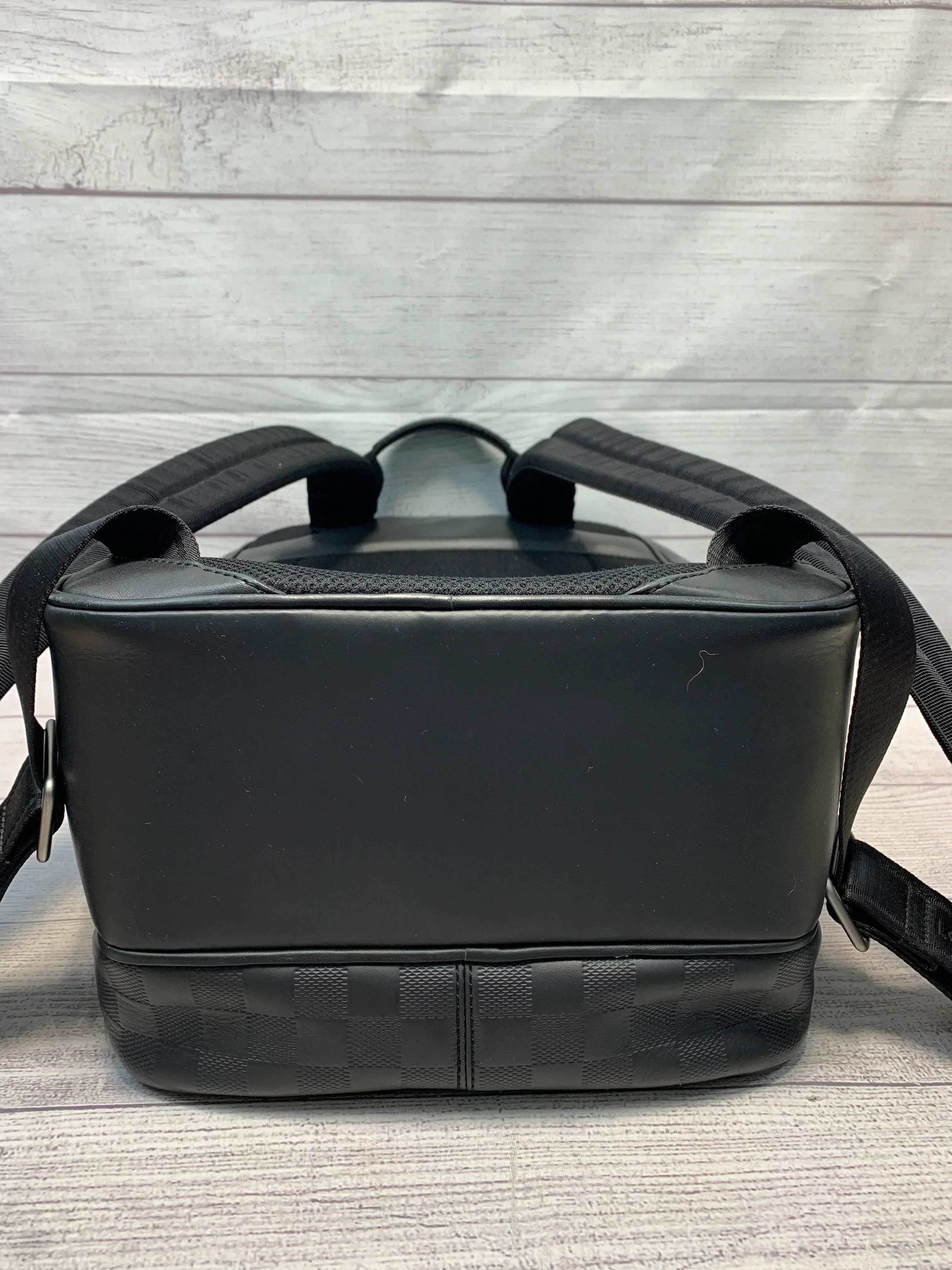 LO-LV bags 7095