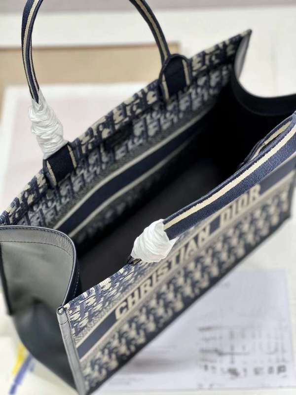 LO - DYOR   BAGS FOR WOMEN - FASHION LUXURY BAGS 028