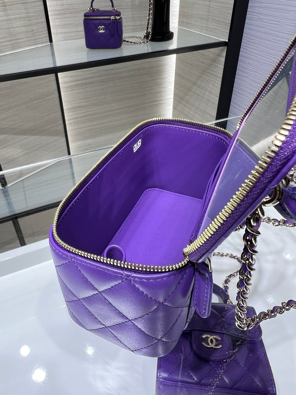 CHL - Vanity With Chain SilLusso Official - Hardware Purple For Women Handbags, Shoulder Bags 6.7in/17LO