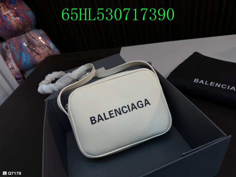 LO - BGA Bags - 1702
