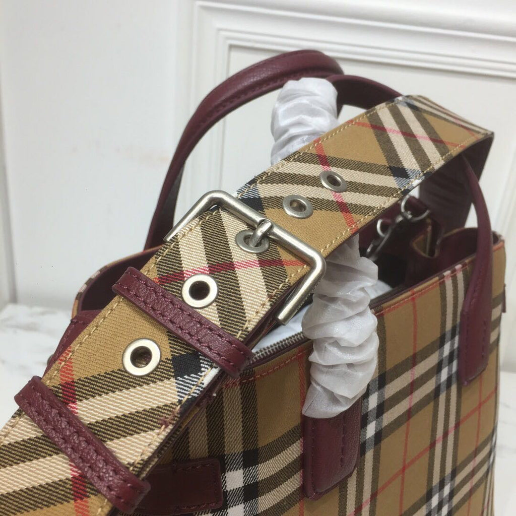 B-Berry - BB  House Check Derby Medium Banner Purse Tote Purple For Women, Women’s Bags 14in/35LO