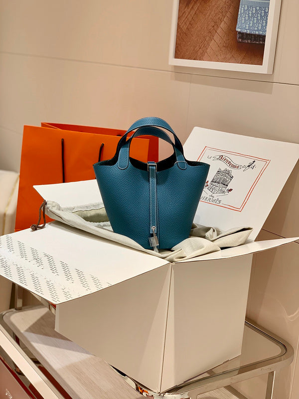 LO - HMS Luxury Bags - 1017