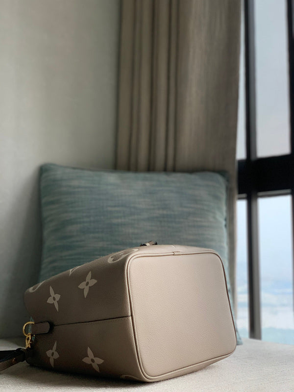 LO - LV Bags - 16165