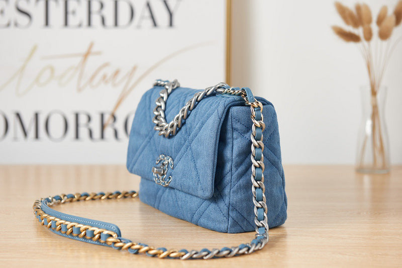 LO - CHL Bags - 2015