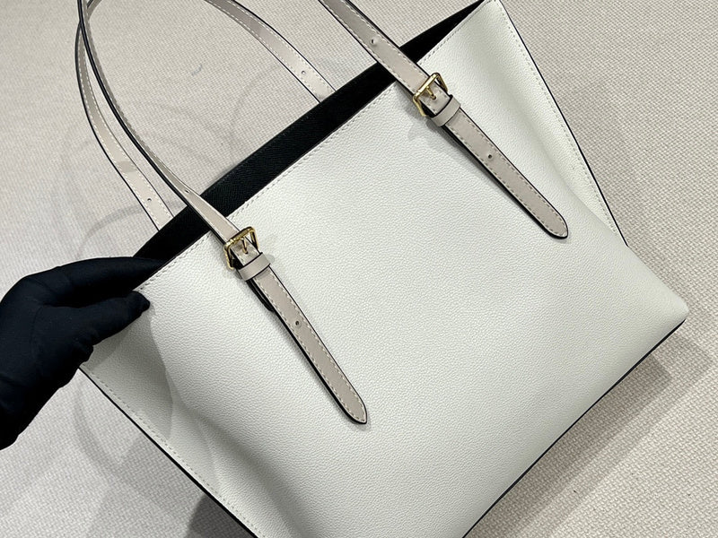 LO - CCH Bags - 368