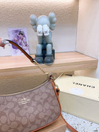 LO - CCH Bags - 175