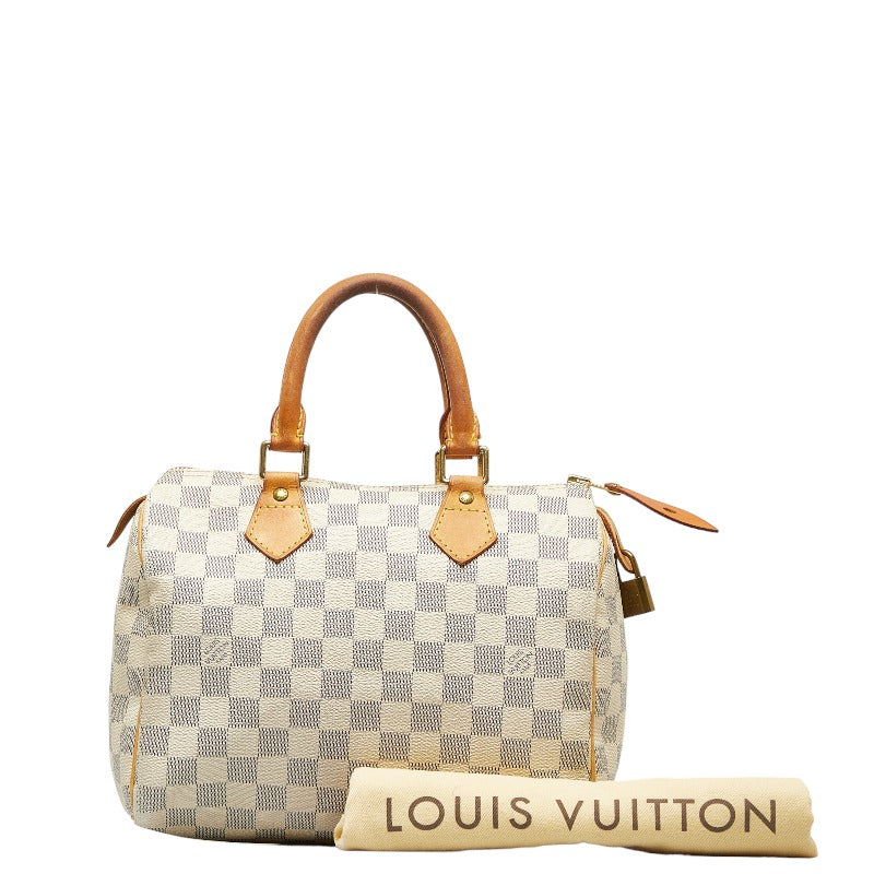 LO-LV bags 2011