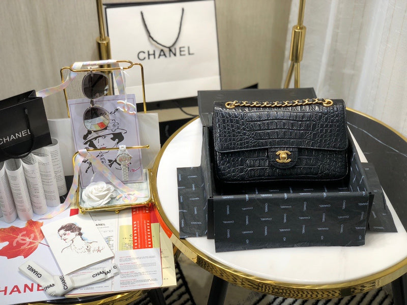 LO - CHL Bags - 1957