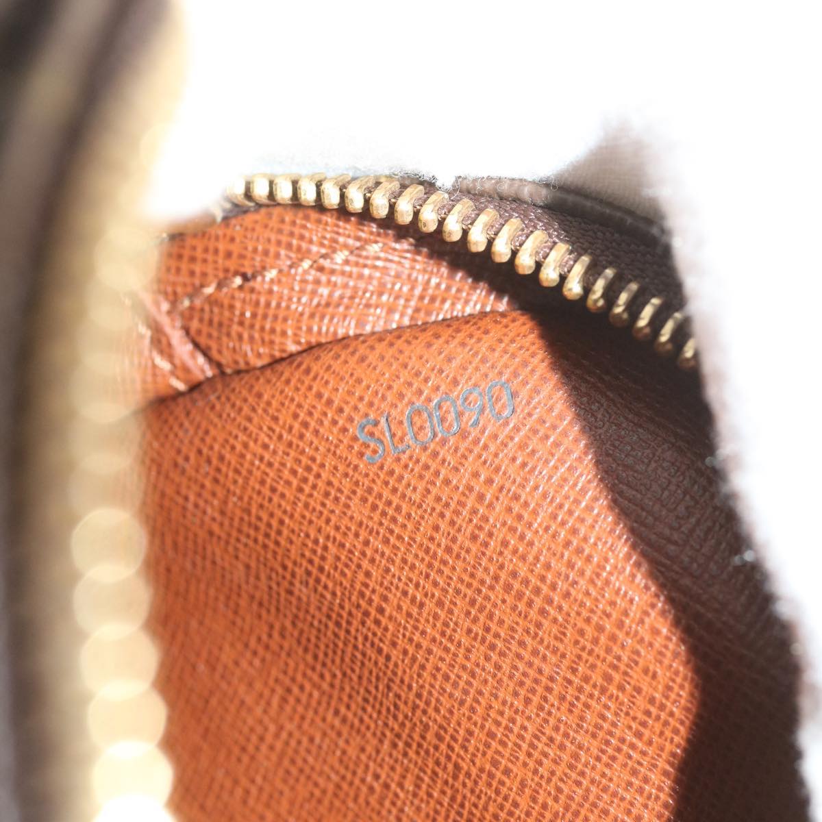LO-LV bags 6554