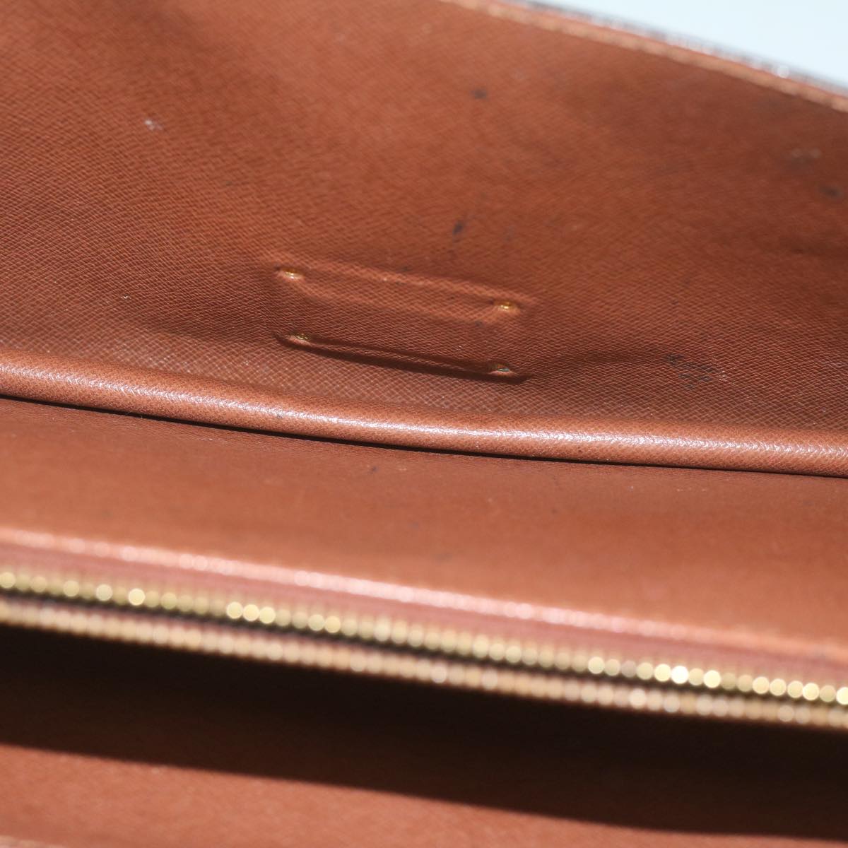 LO-LV bags 2473