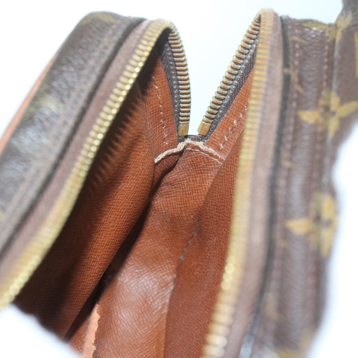 LO-LV bags 6559