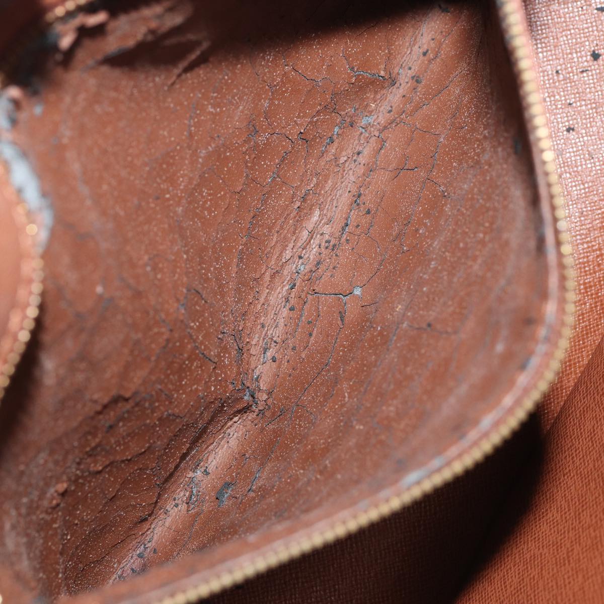 LO-LV bags 6271