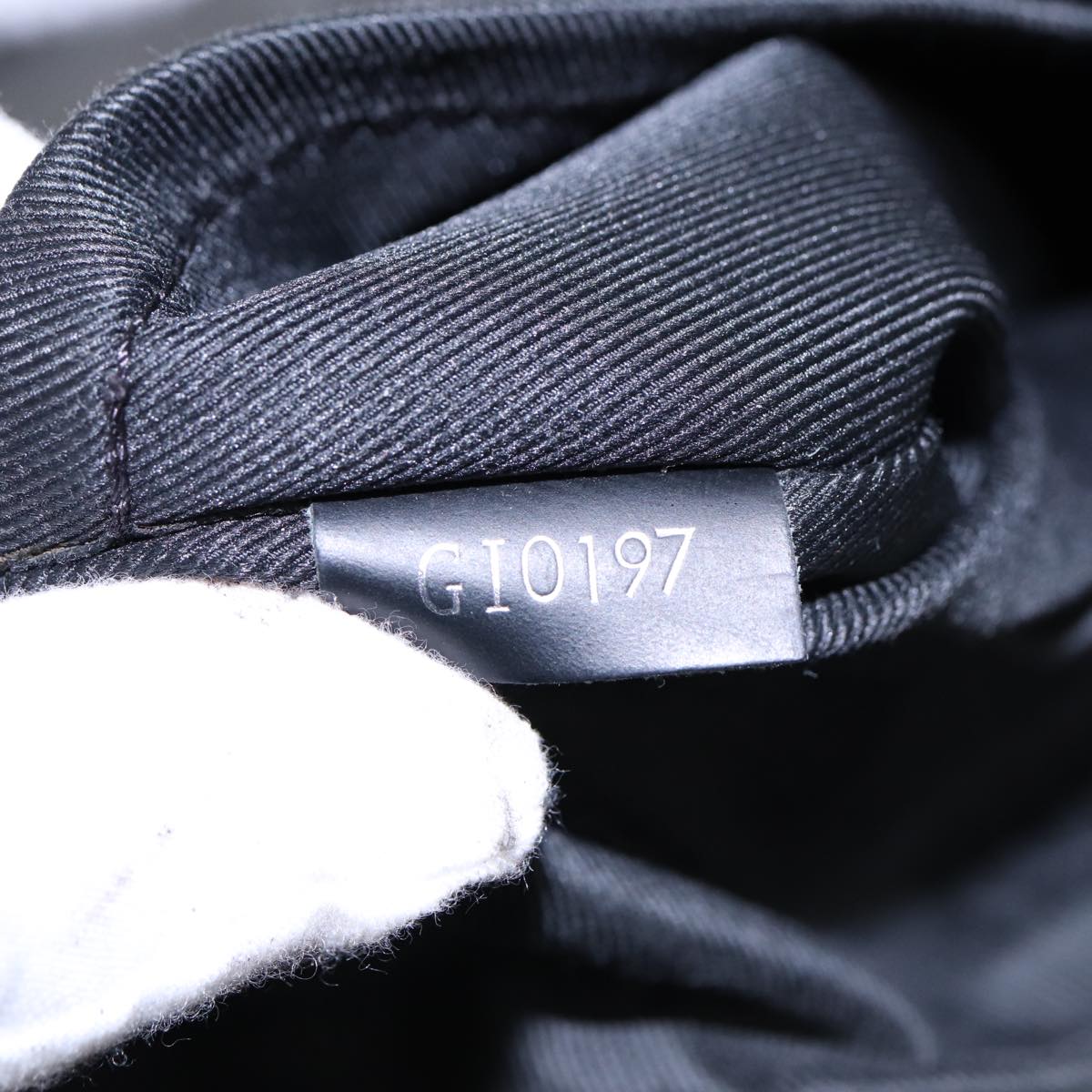 LO-LV bags 6386