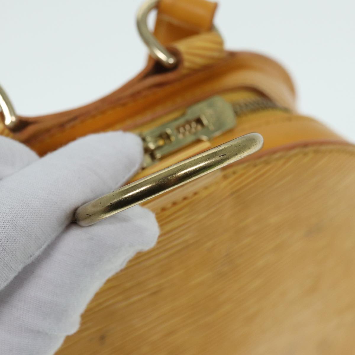 LO-LV bags 2573