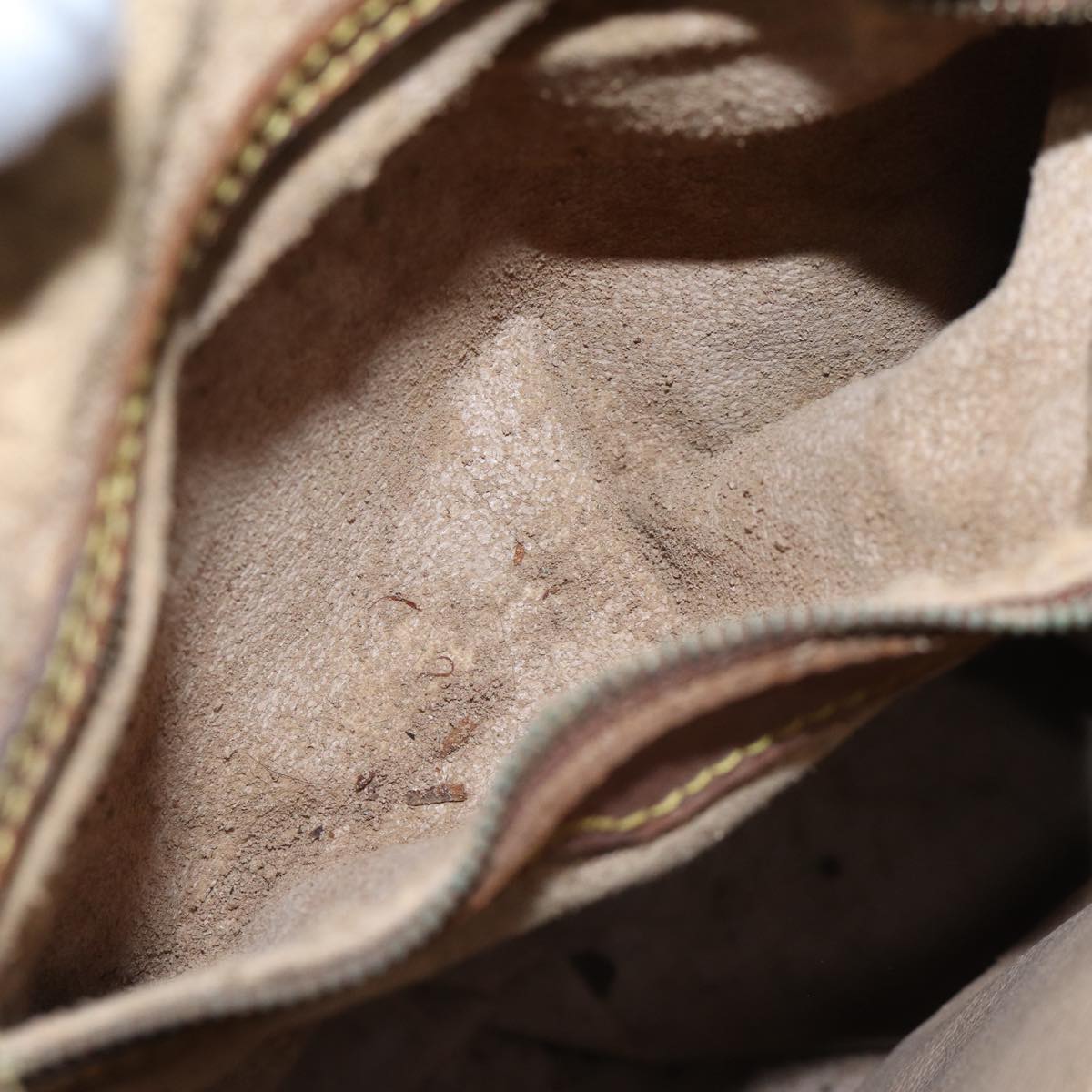 LO-LV bags 6347