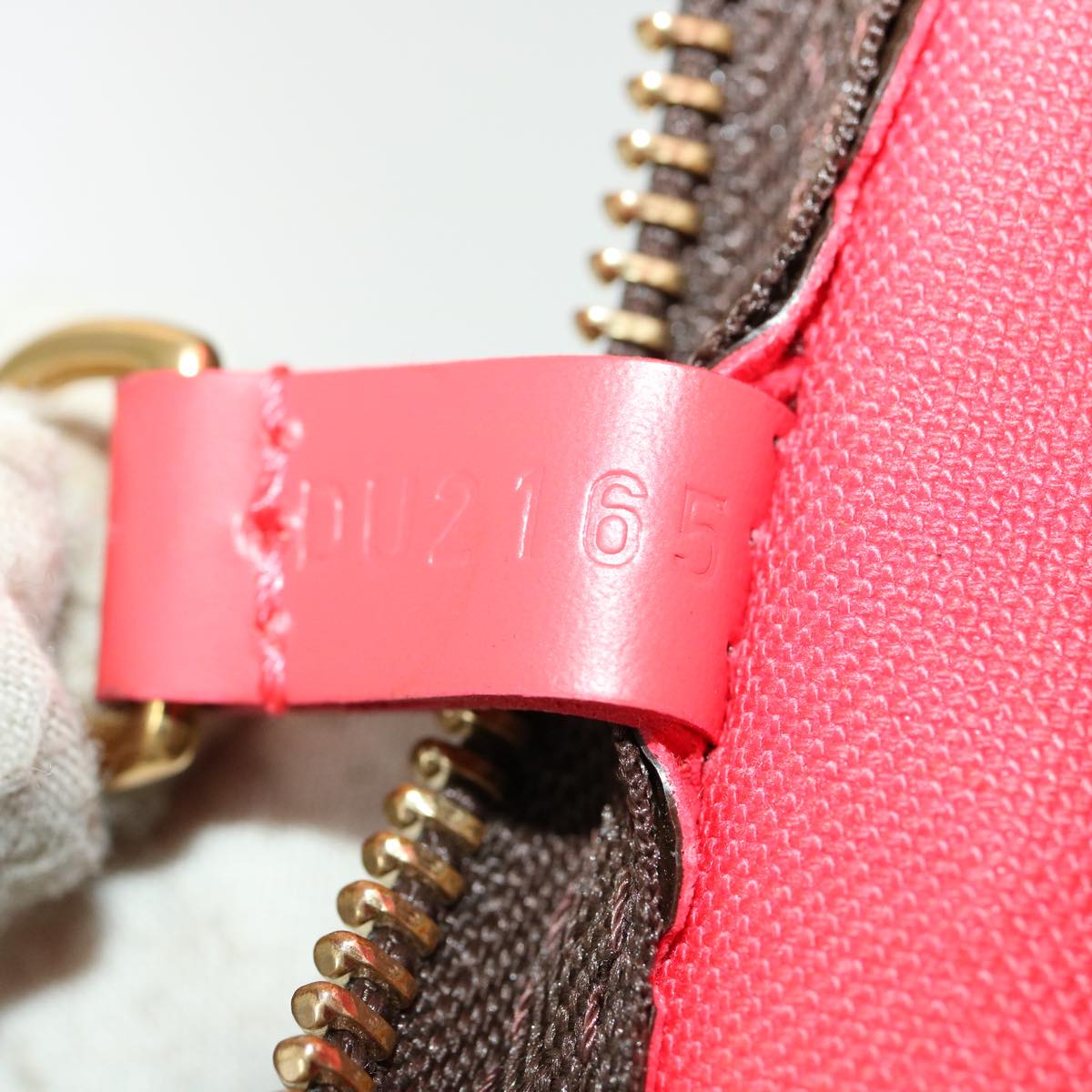 LO-LV bags 10975