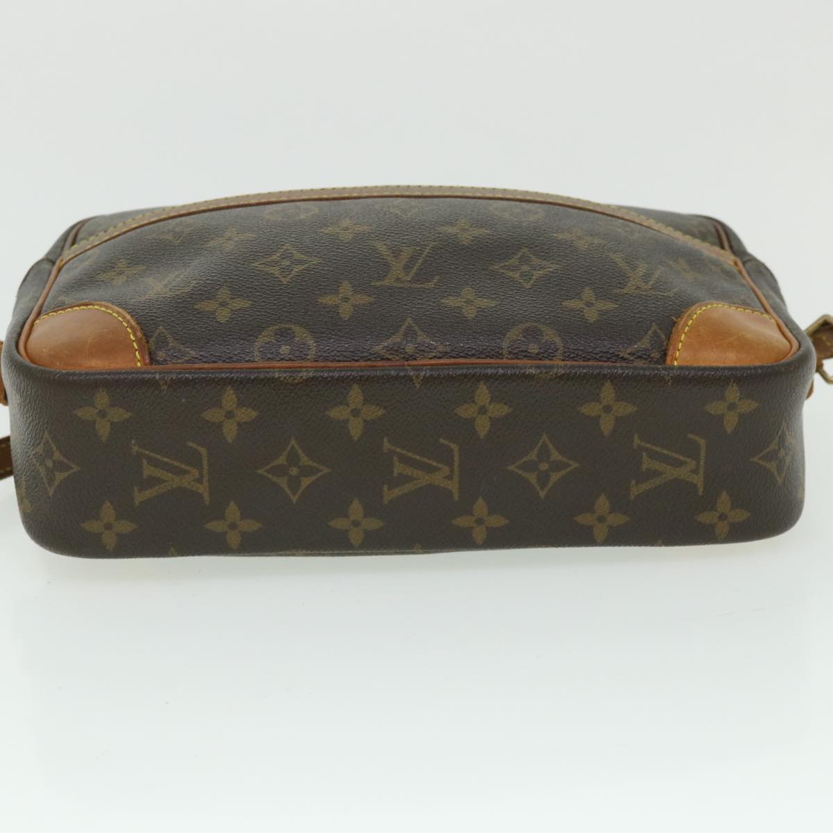 LO-LV bags 6477