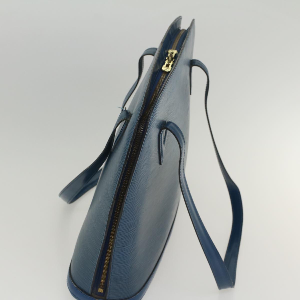 LO-LV bags 2568