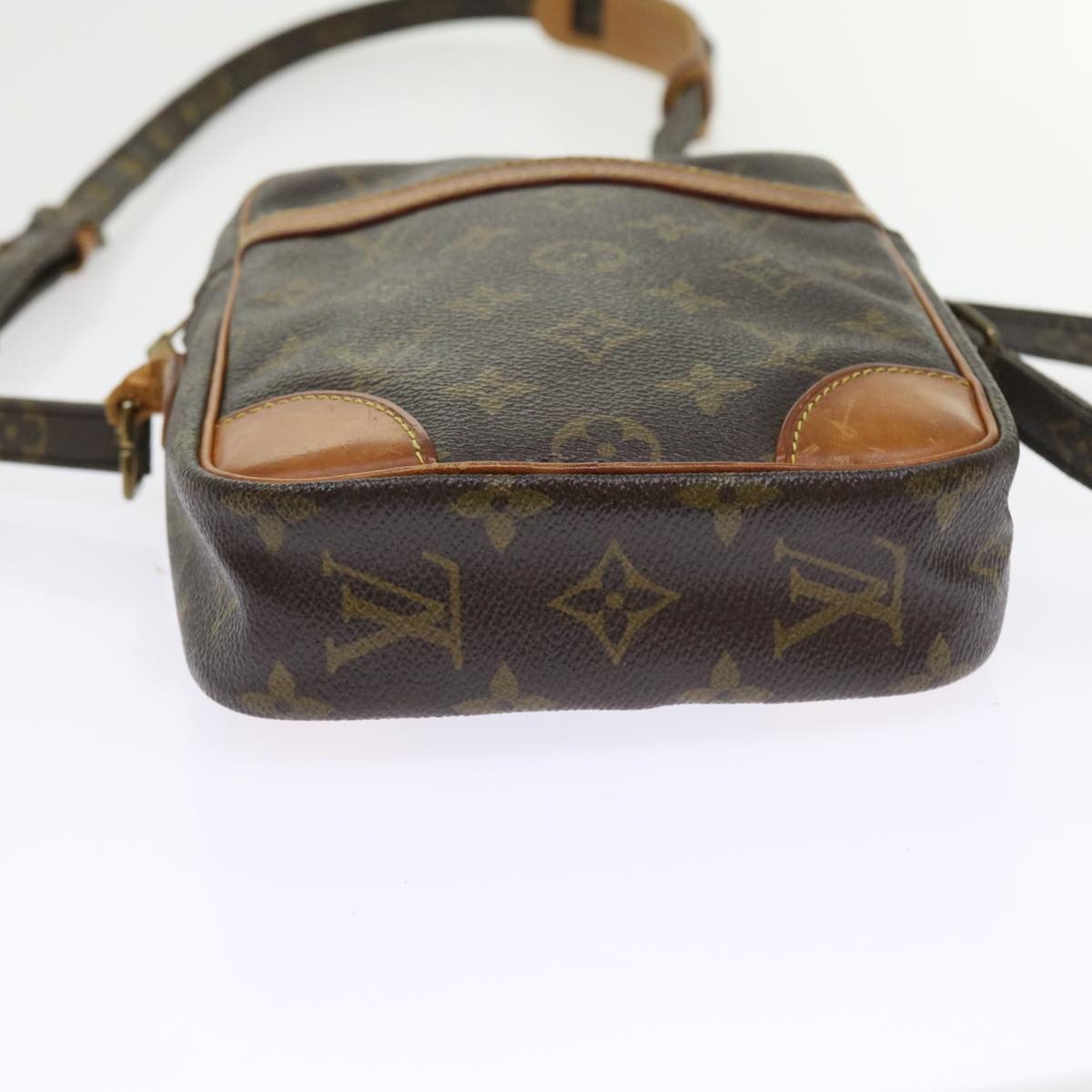 LO-LV bags 6495