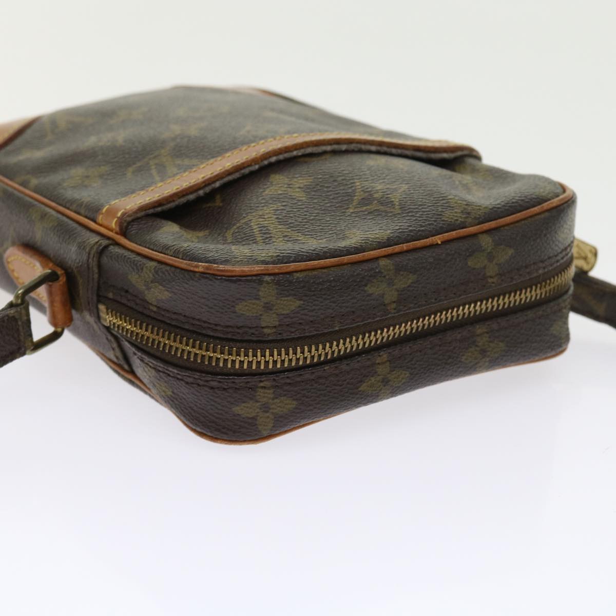 LO-LV bags 6495