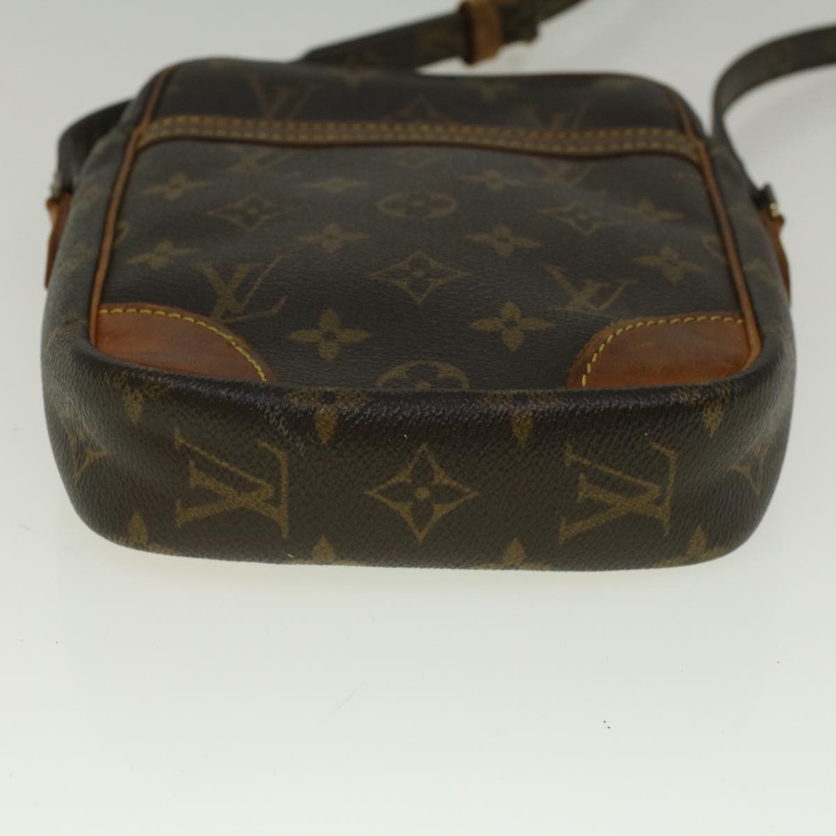 LO-LV bags 6505