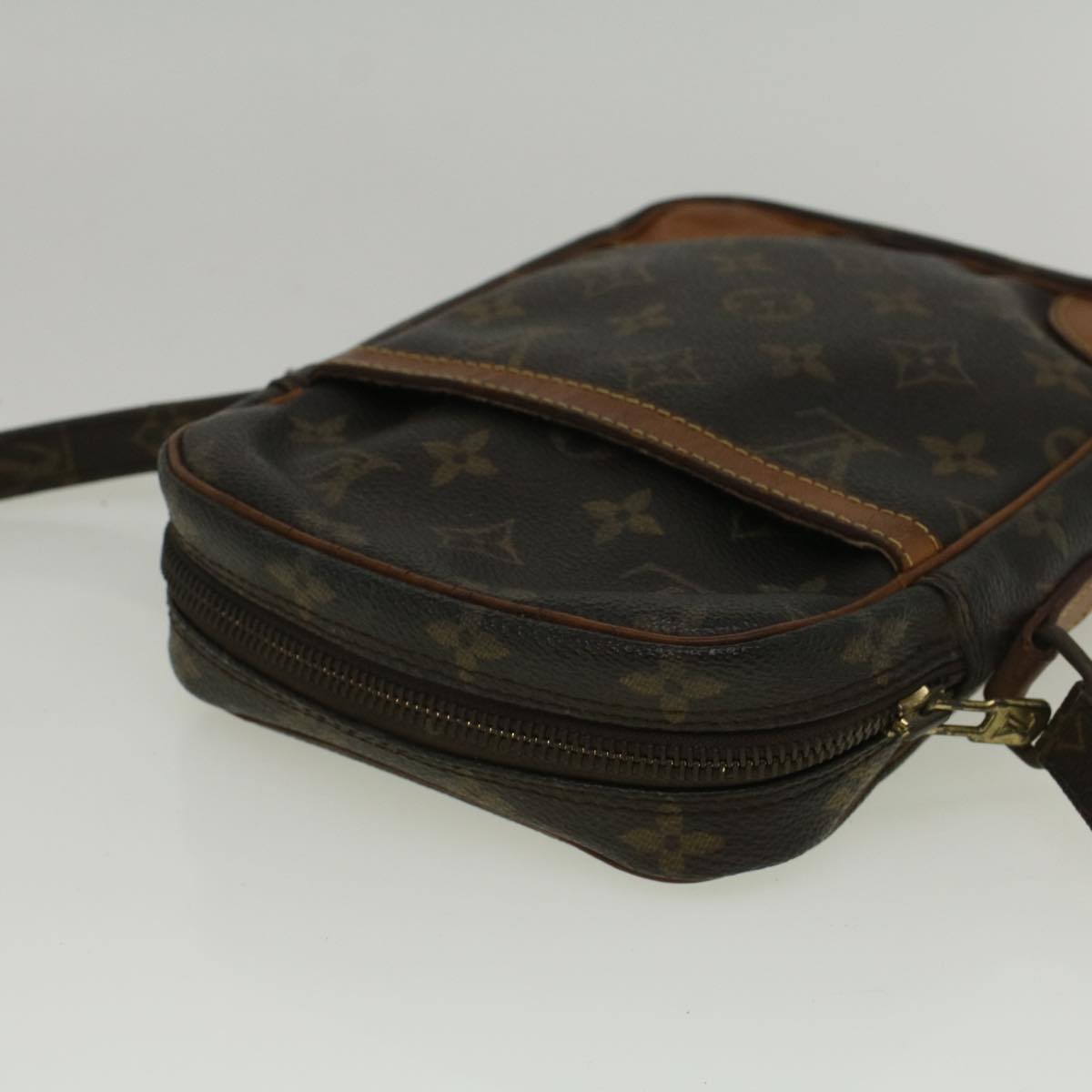 LO-LV bags 6499