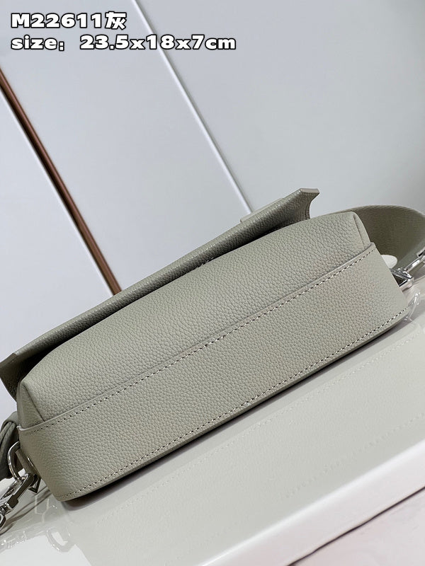 LO - LV Bags - 15296