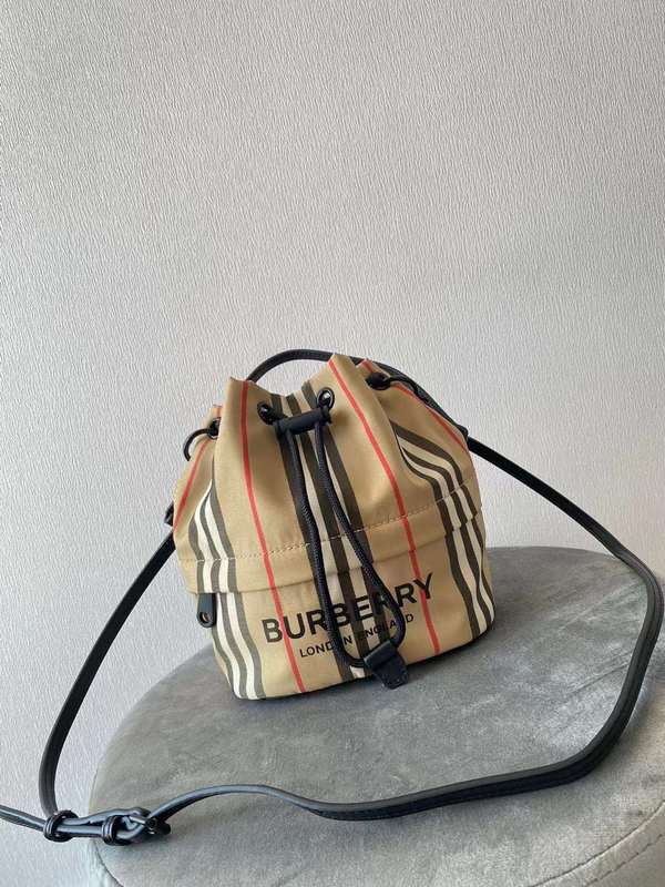 LO - B-BERRY BAGS - 030