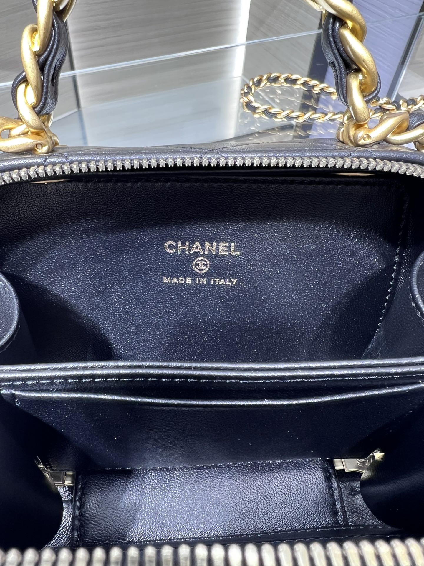CHL - Vanity With Chain Black Bag For Women 9LO/3.5in AP2920 B08811 94305