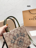 LO - CCH Bags - 426