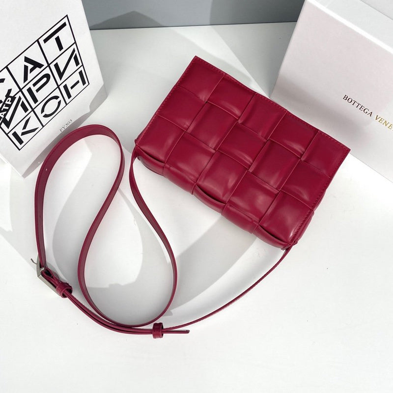 B-VENETA STYLISH HANBAGS FOR WOMEN - - 208