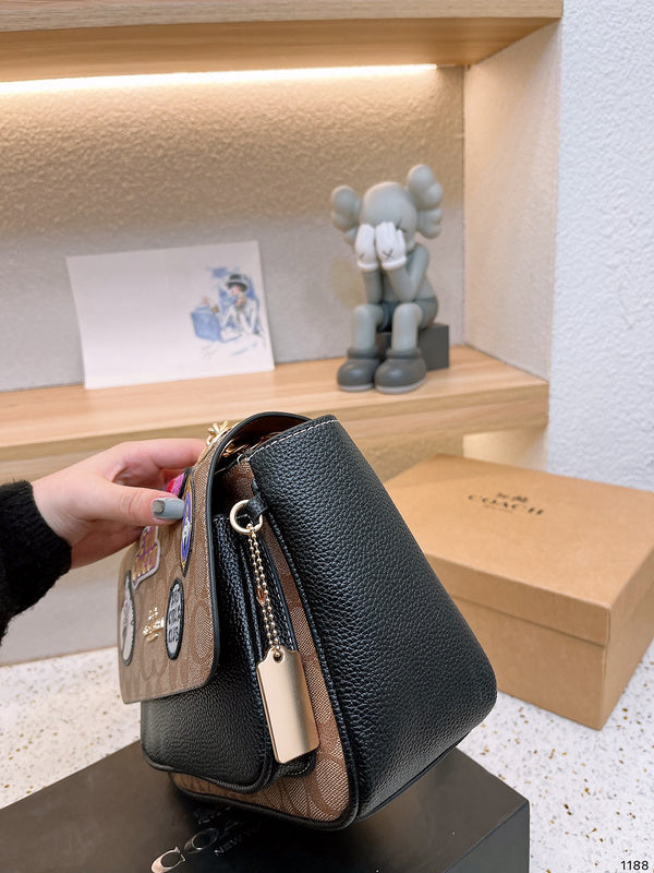 LO - CCH Bags - 301