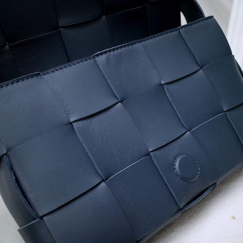 B-VENETA STYLISH HANBAGS FOR WOMEN - 118