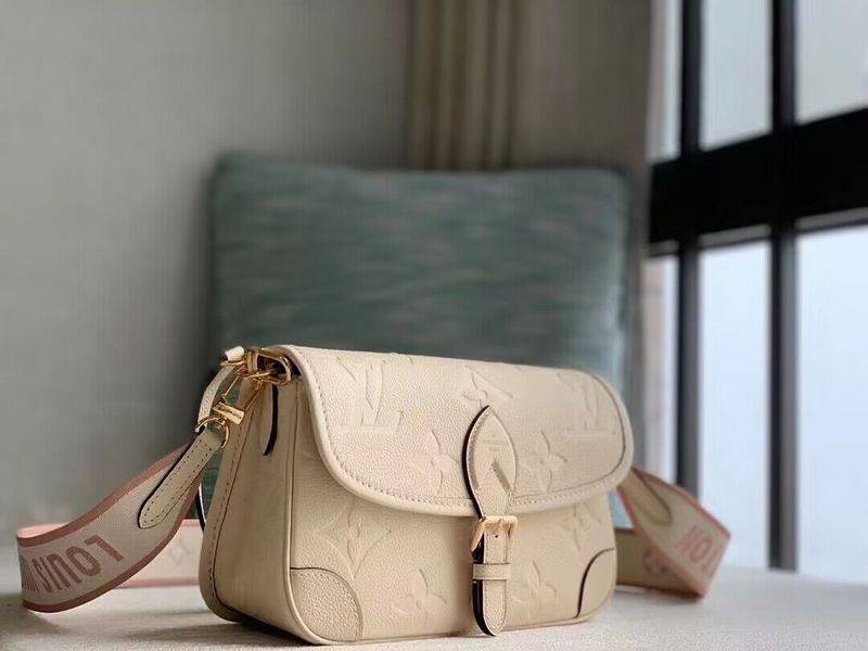 LO - LV Bags - 15618