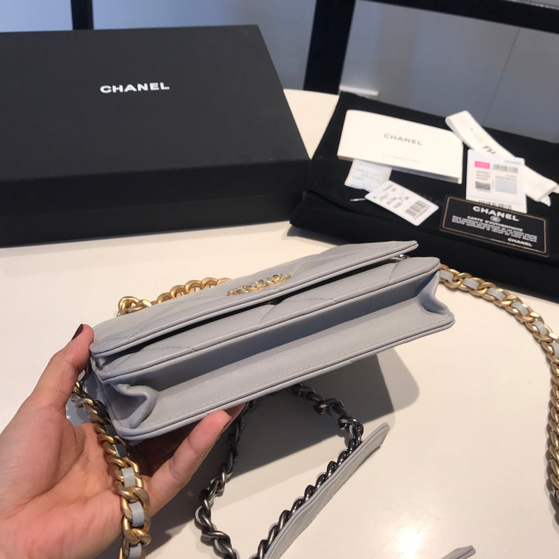 LO - CHL  BAGS FOR WOMEN - FASHION LUXURY BAGS - 944