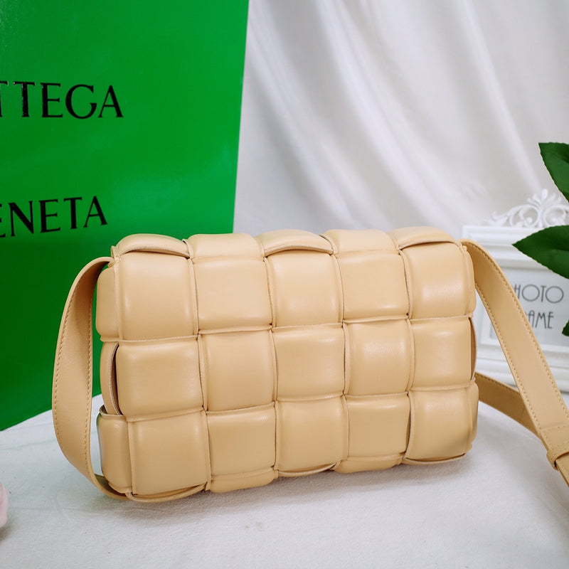 B-VENETA STYLISH HANBAGS FOR WOMEN - 165