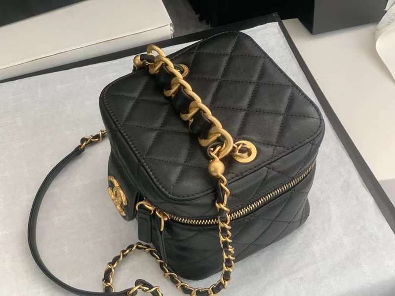 LO - CHL  BAGS FOR WOMEN - FASHION LUXURY BAGS - 235