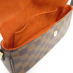 LO-LV bags 1869