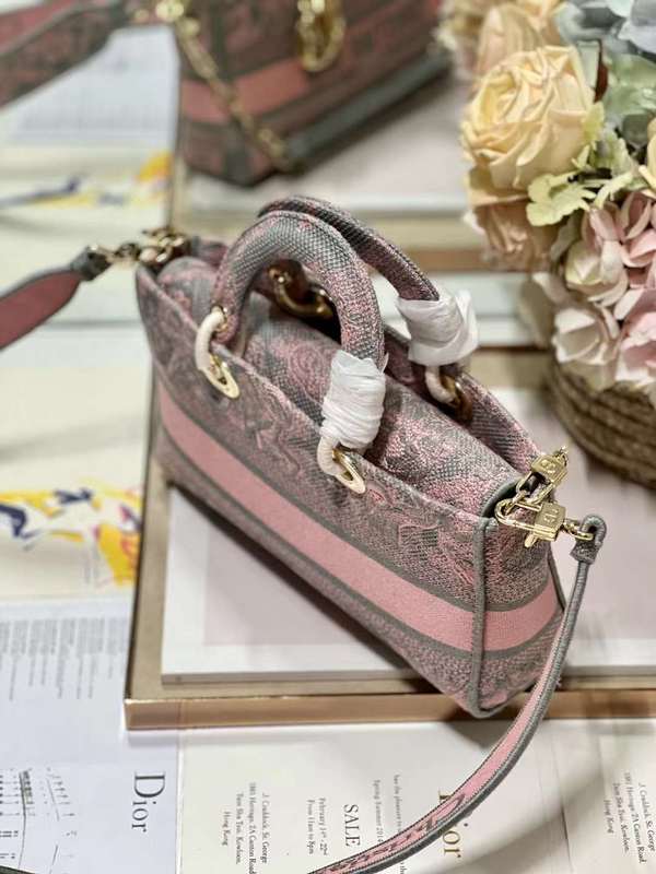 LO - DYOR   BAGS FOR WOMEN - FASHION LUXURY BAGS 007