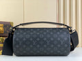 LO-LV bags 8657
