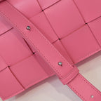 B-VENETA STYLISH HANBAGS FOR WOMEN - 110