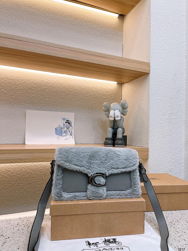 LO - CCH Bags - 366