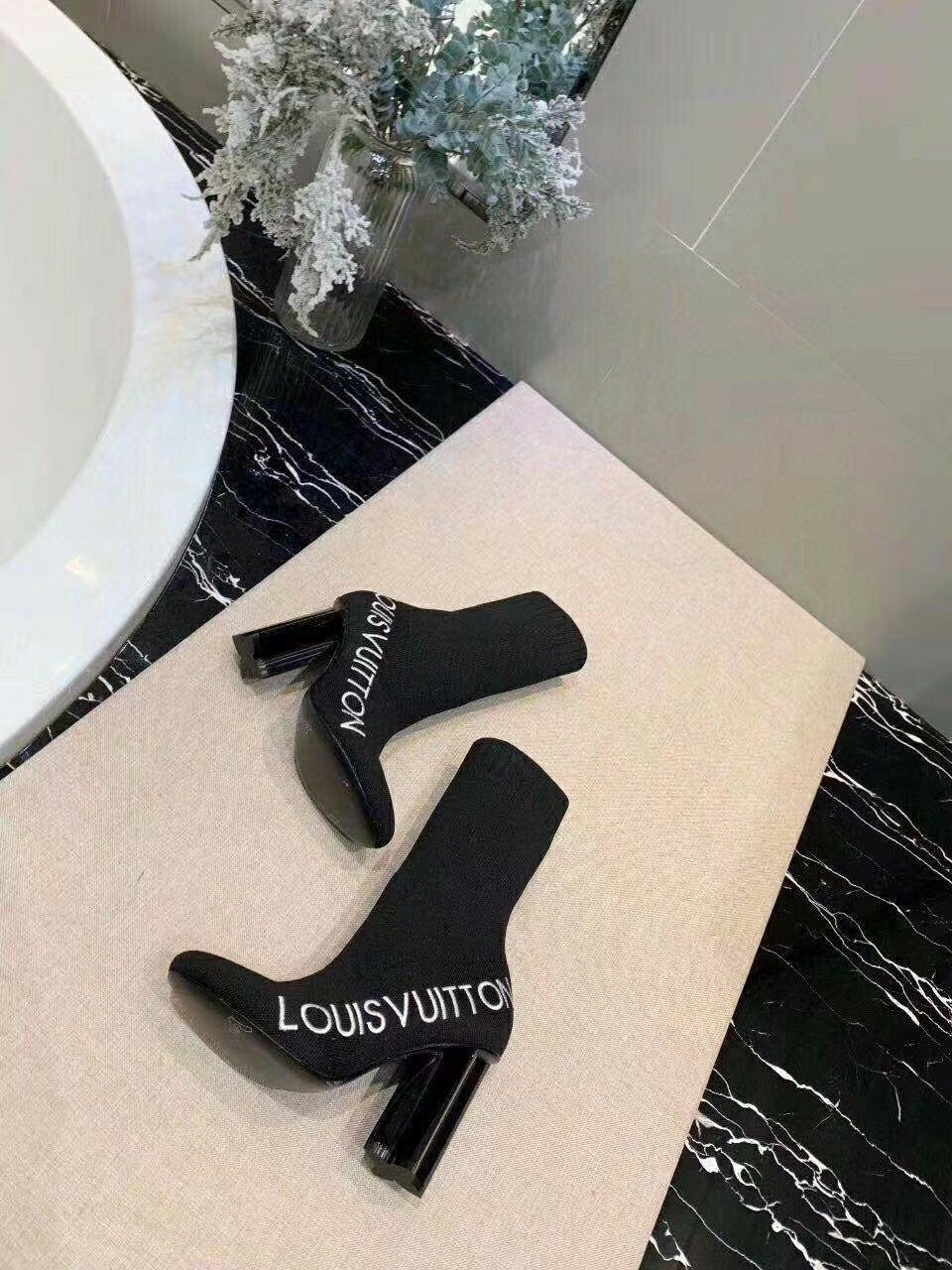LO-LV bags 3423