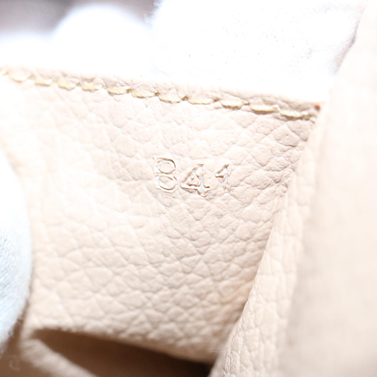 LO-LV bags 182