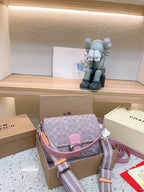 LO - CCH Bags - 031