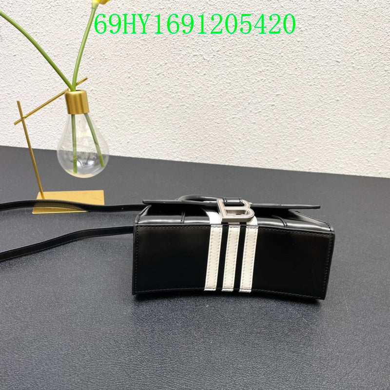 LO - BGA Bags - 1953
